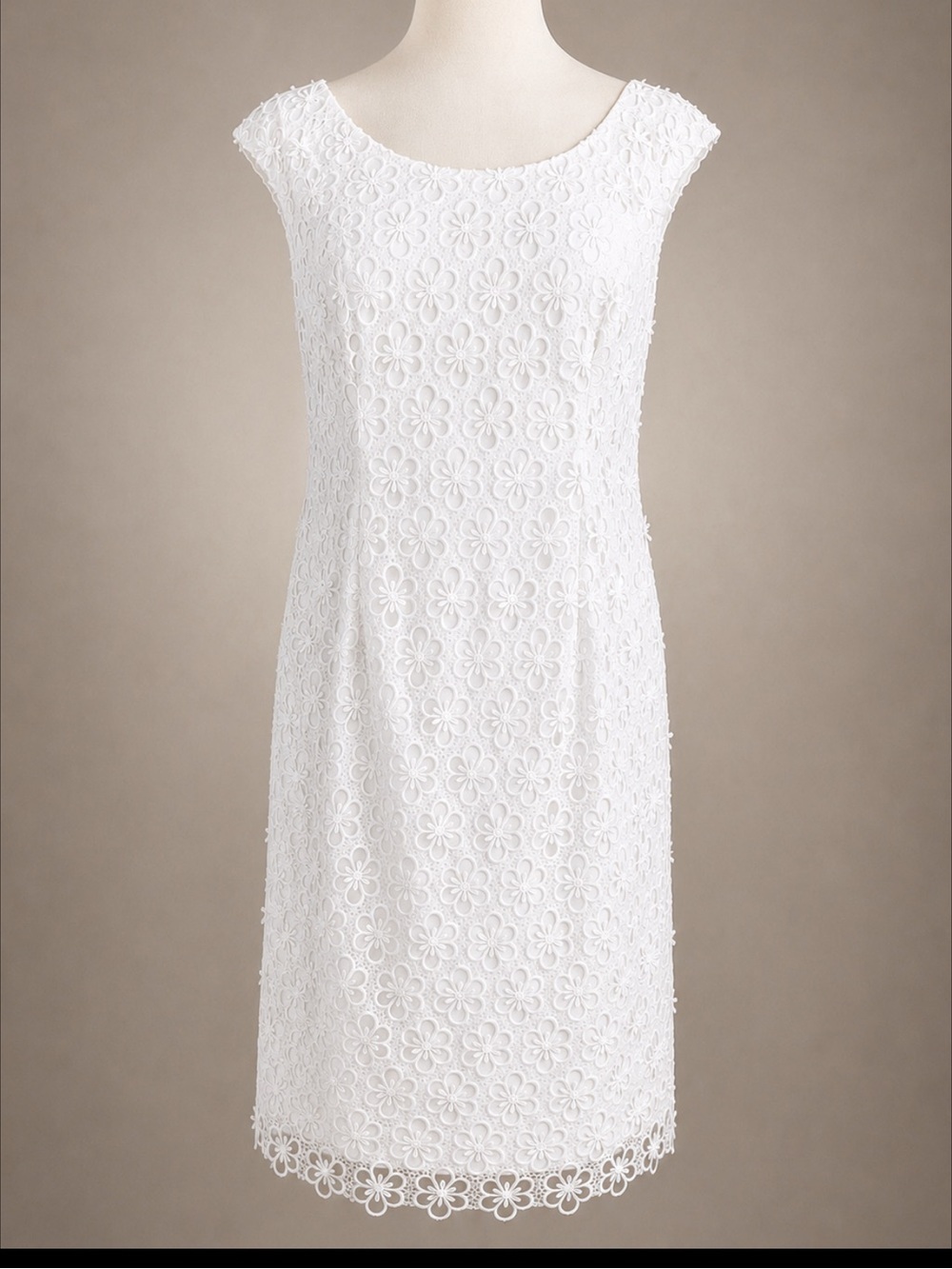 BLACK Saks Fifth Avenue White Floral Lace Sheath Dress S 10 Bridal Shower Dinner